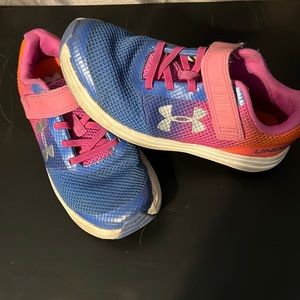 Under Armour Sneakers